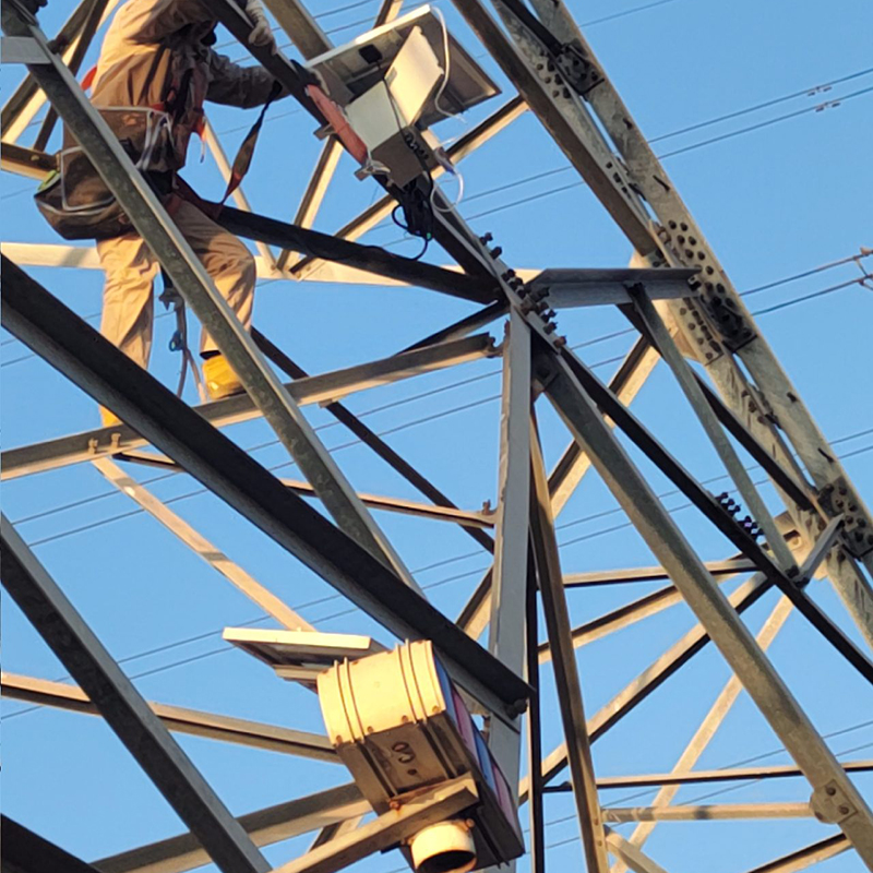 2025.12.30 輸電線路北斗桿塔傾斜在線監測裝置   設備安裝案例